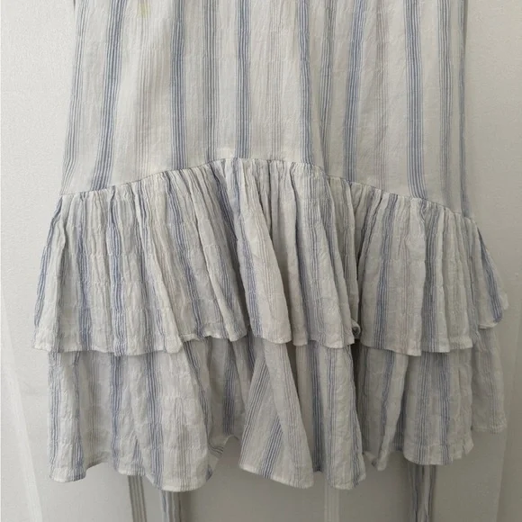 Striped Ruffle Sleeve Dress - Picture 5 of 9